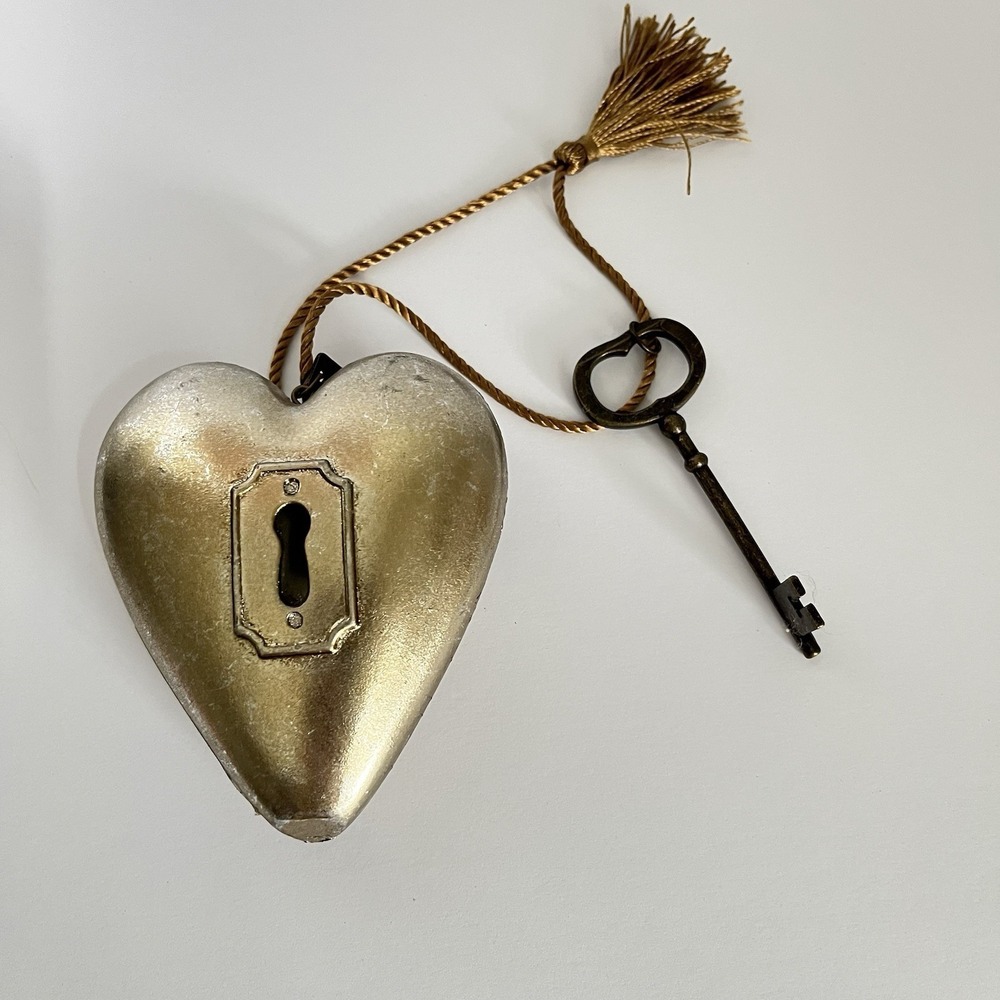 Art Hearts 2019 Blue Jay Spread Your Wings And Fly With Tassel Key Stand cottage - Picture 2 of 6